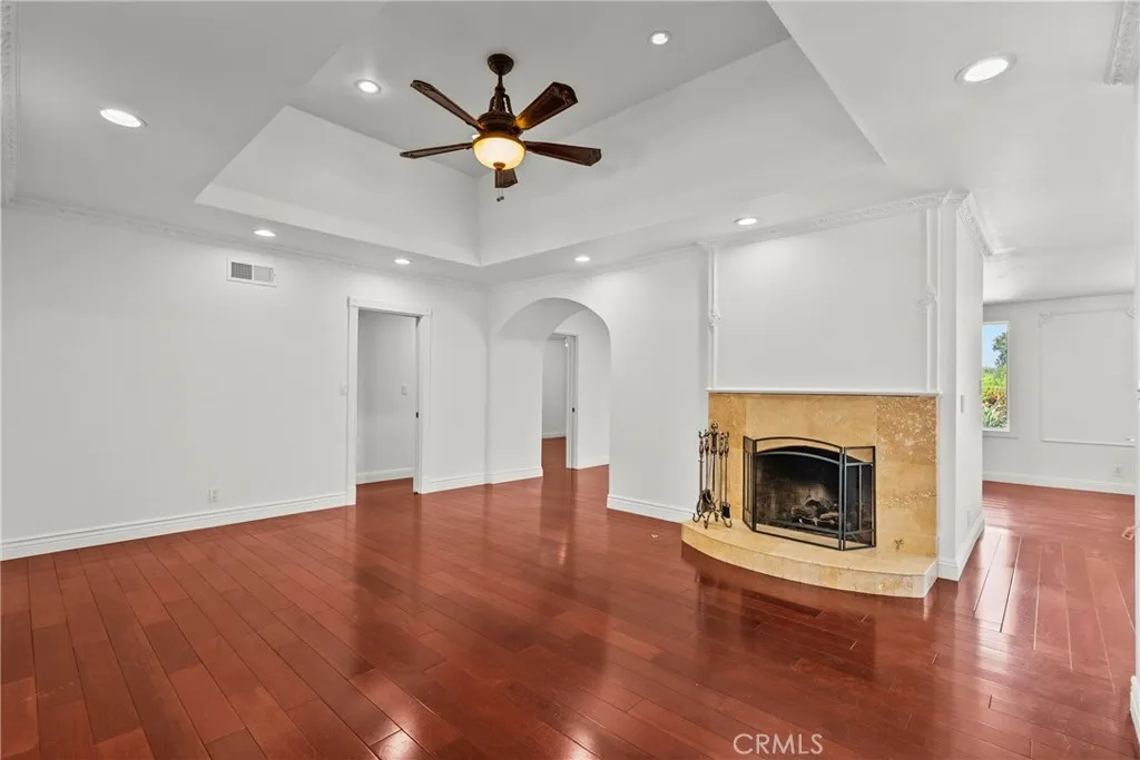 Additional image 23 of 23036 Burbank Blvd, Woodland Hills, CA 91367