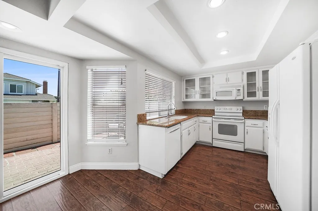 Additional image 4 of 73 Summerstone, Irvine, CA 92614