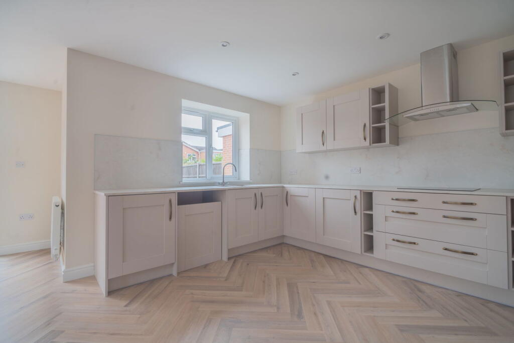 Additional image 5 of Nairn Close, Birmingham, B28 0NX