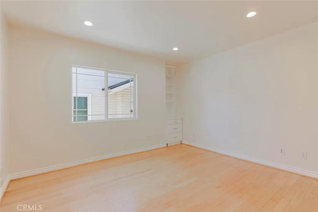 Additional image 42 of 320 E Dryden Street, Glendale, CA 91207