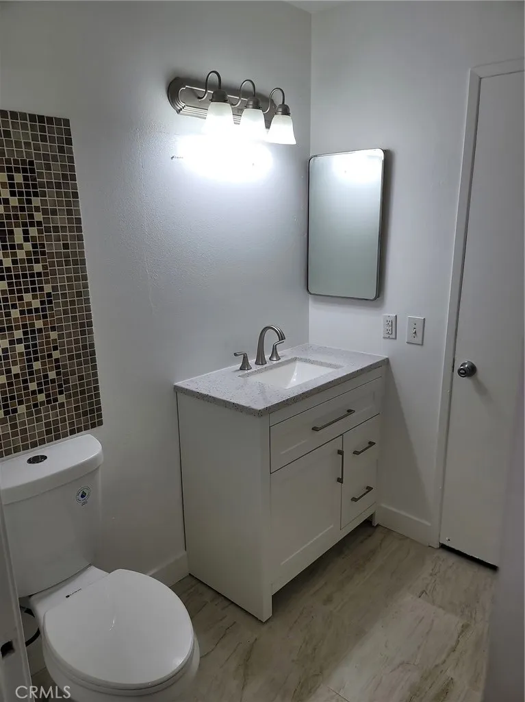 Additional image 33 of 6984 Center St, Highland, CA 92346