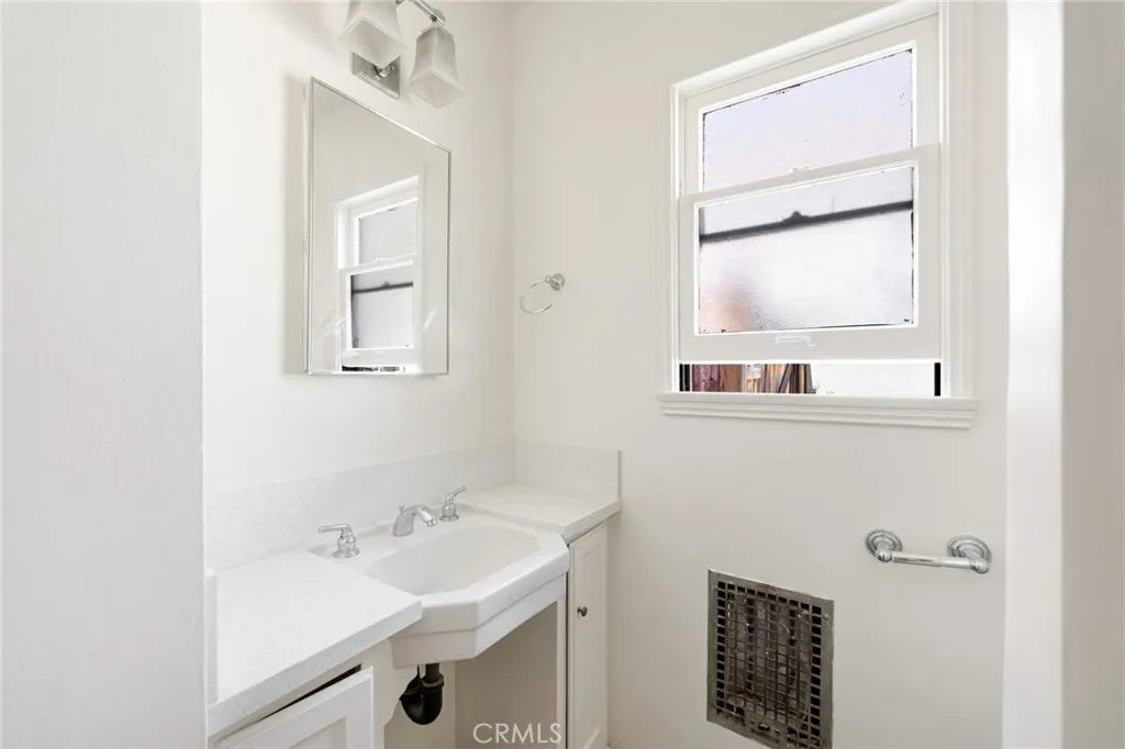 Additional image 31 of 1367 N Mentor Avenue, Pasadena, CA 91104