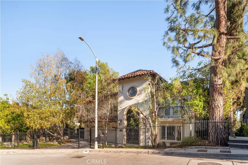 Additional image 78 of 8152 Tianna Road, Los Angeles, CA 90046