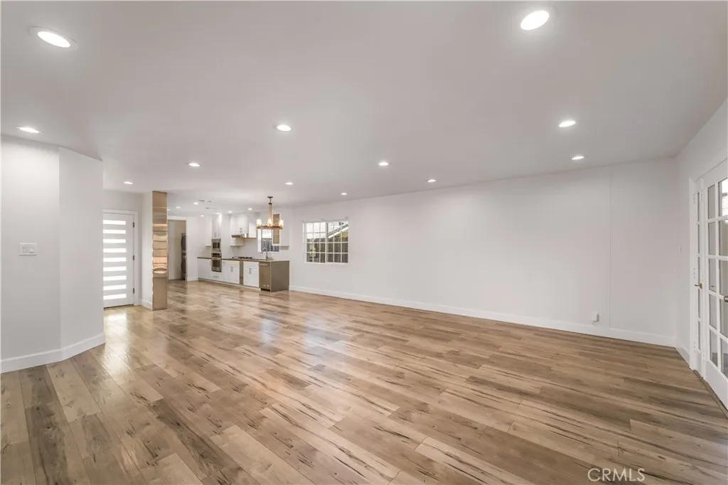 Additional image 8 of 21711 Mulholland, Woodland Hills, CA 91364