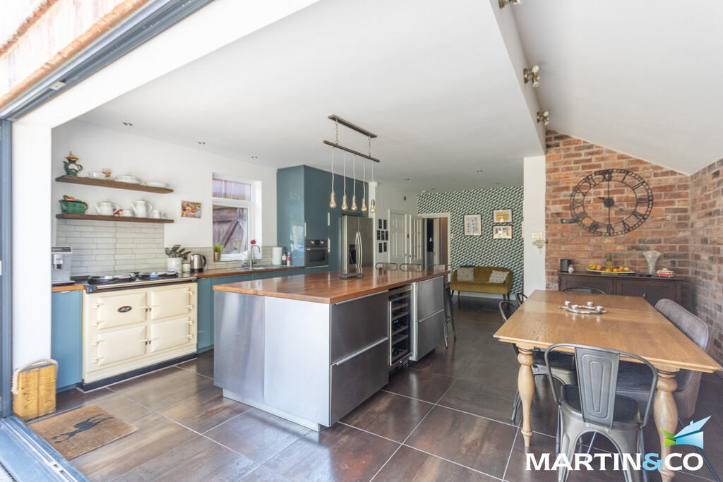 Additional image 28 of Court Oak Road, Harborne, B17