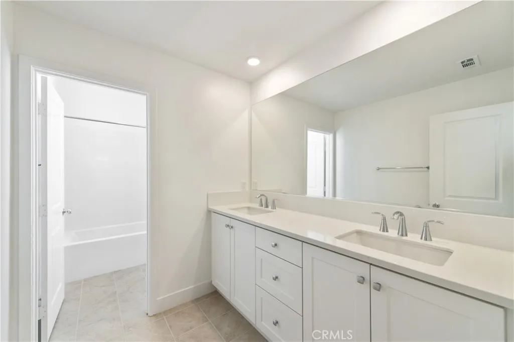 Additional image 27 of 466 Lobata, Irvine, CA 92618