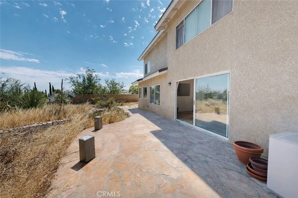 Property image for 5637 Redwood Ave, Palmdale, CA 93551