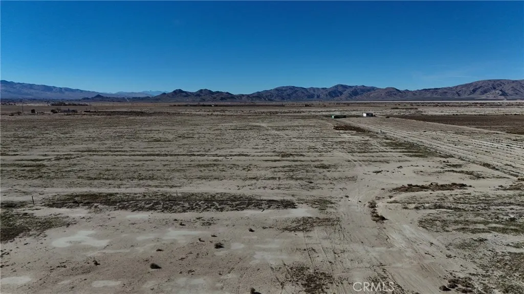 Additional image 12 of 790 Locust Avenue, Lucerne Valley, CA 92356