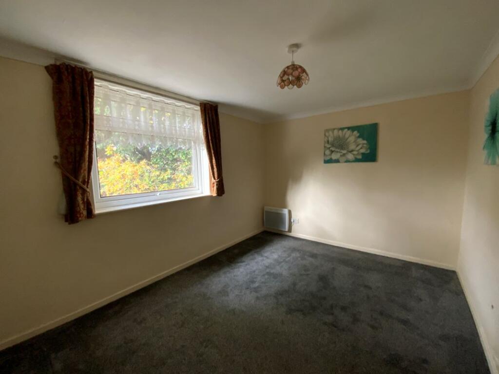 Additional image 4 of 13 Green Court, 643 Fox Hollies Road, Hall Green, Birmingham, B28 9DP