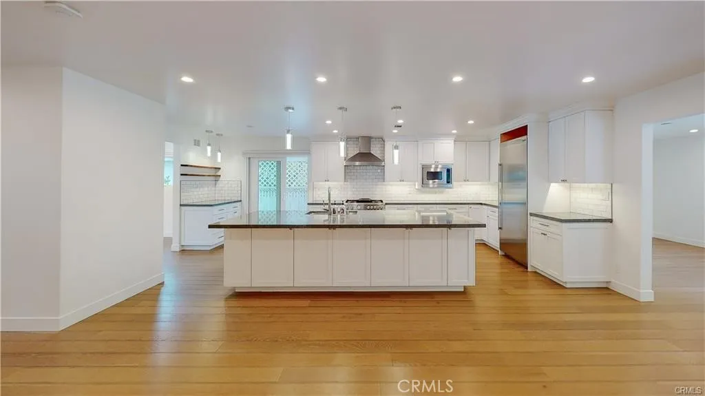 Additional image 18 of 3119 Mesa Verde Drive, Burbank, CA 91504