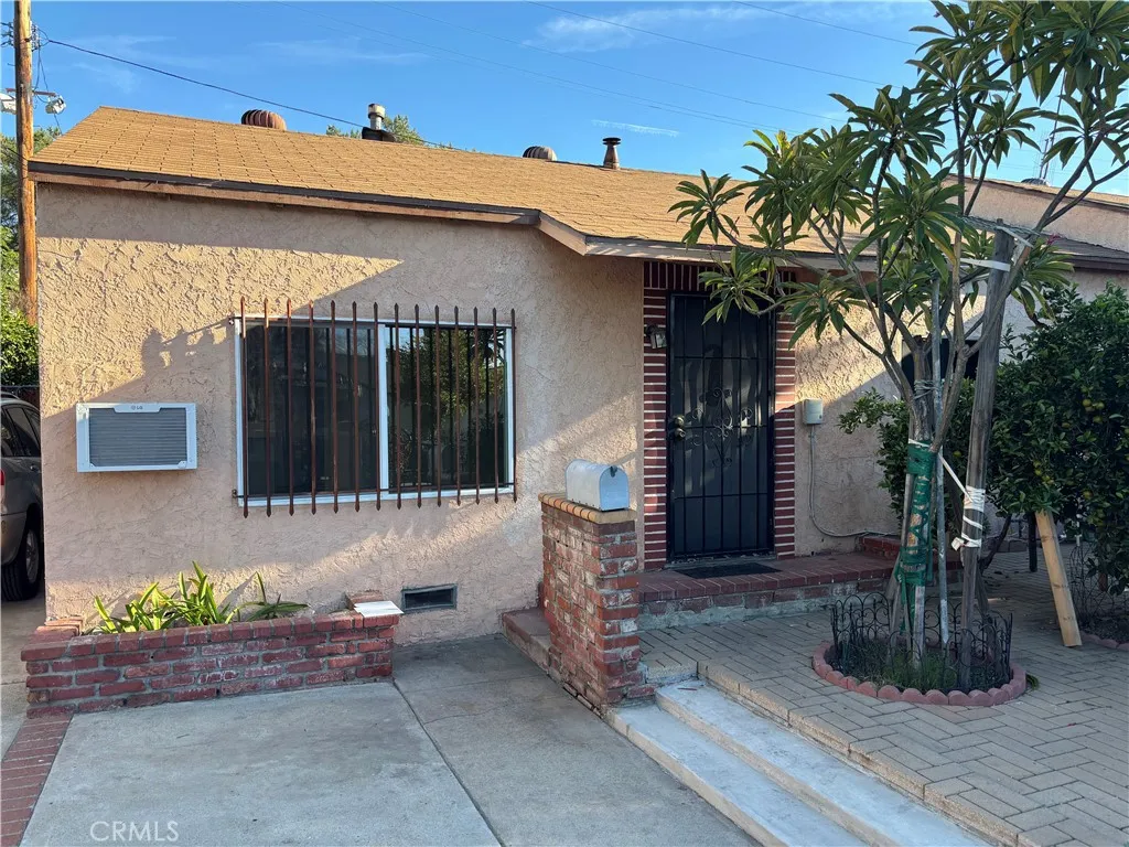 Additional image 2 of 7880 N Claybeck Avenue, Sun Valley, CA 91352