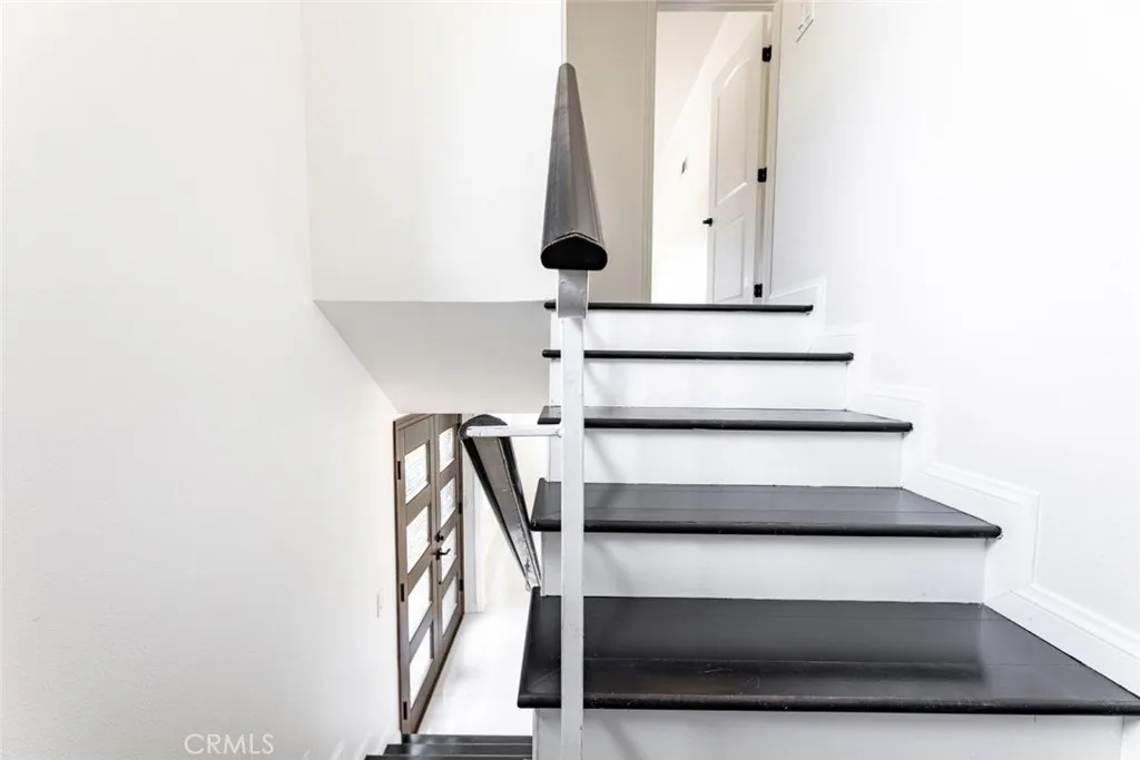 Additional image 28 of 24526 Calvert Street, Woodland Hills, CA 91367