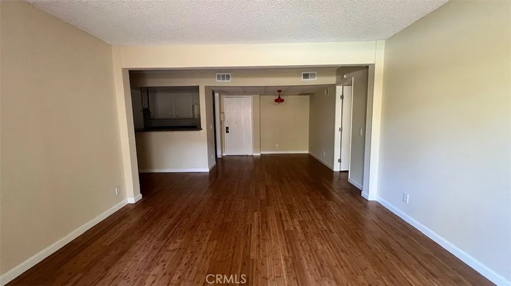 Additional image 9 of 15425 Sherman Way Unit 101, Van Nuys, CA 91406
