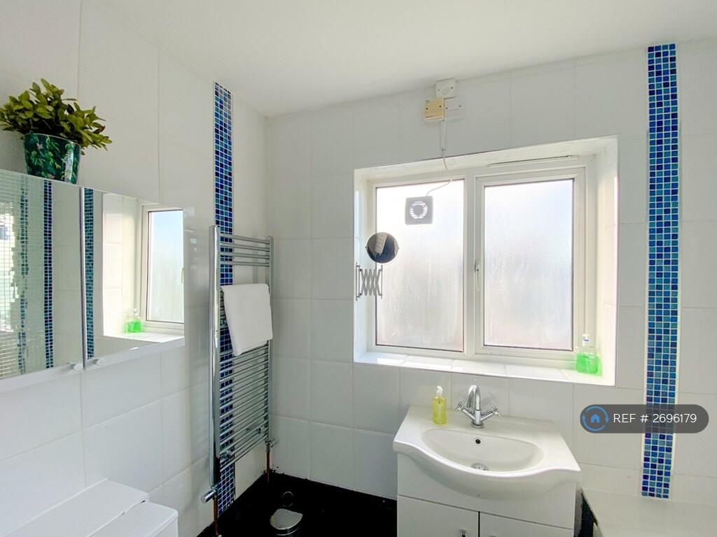 Additional image 5 of Rudge Walk, Birmingham, B18