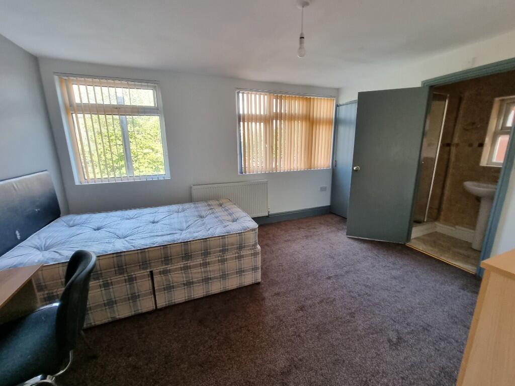 Additional image 5 of Oak Tree Lane, Birmingham, B29