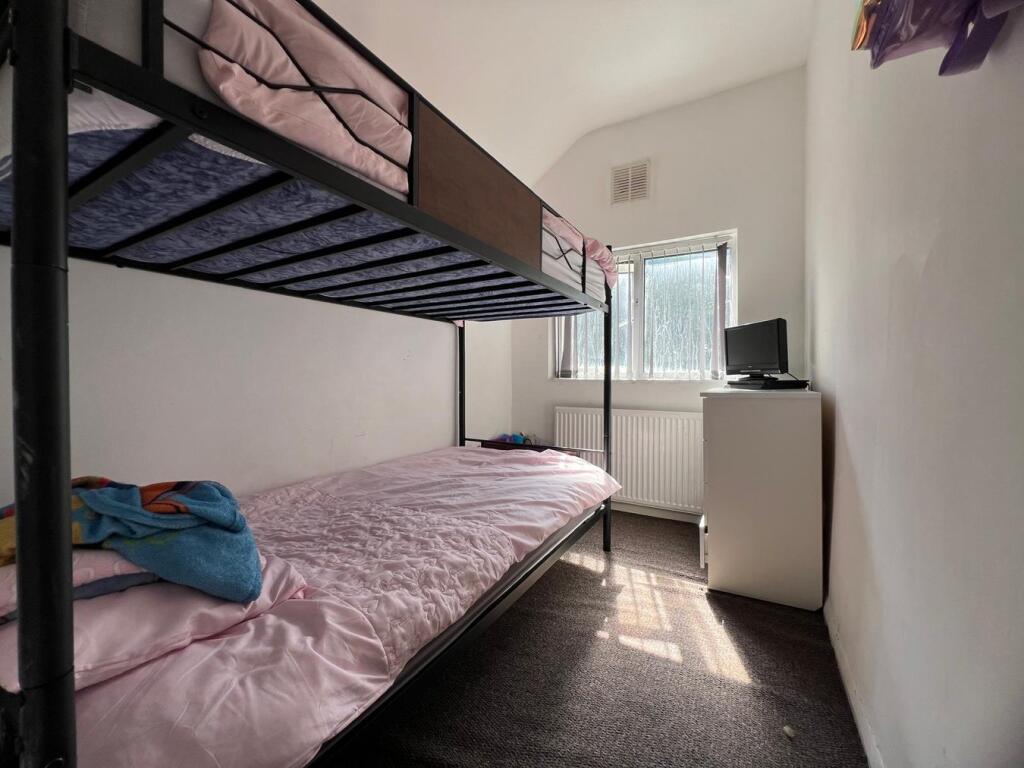 Additional image 13 of Gleave Rd - £13,800 P.A NET RENT, Selly Oak, Birmingham, B29