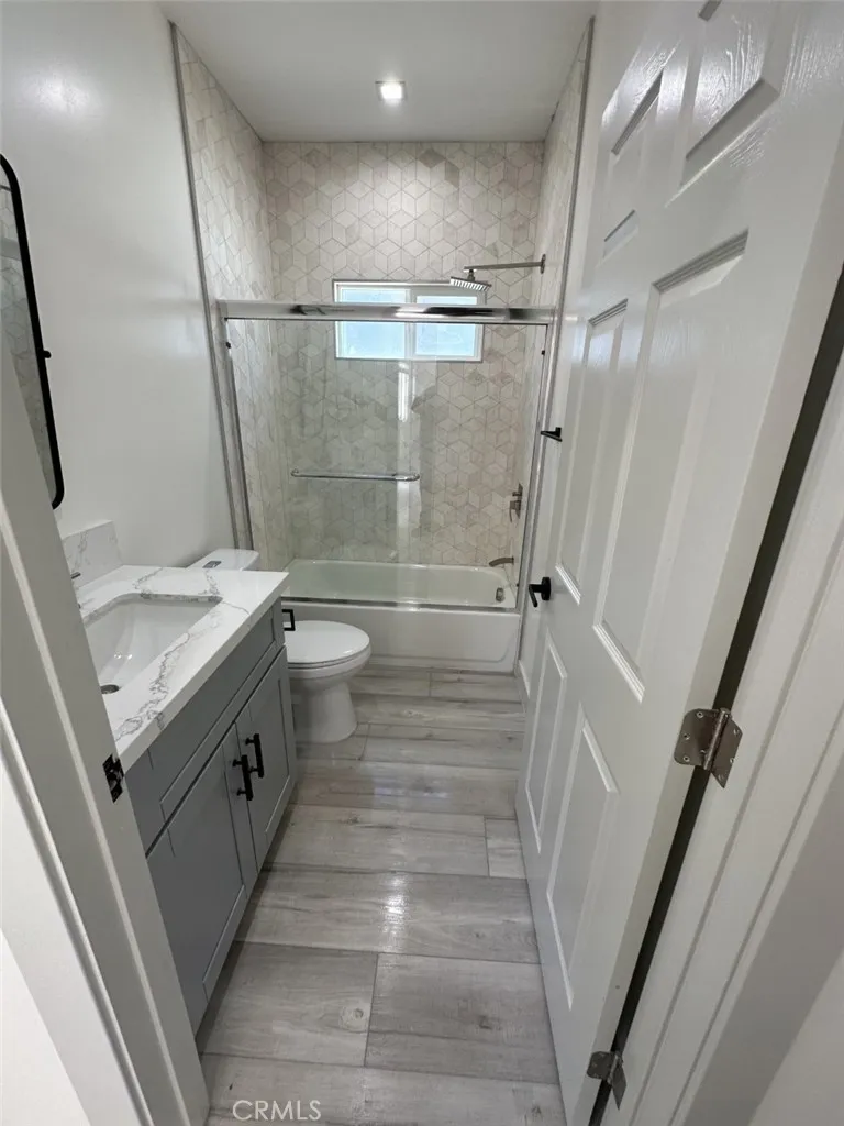 Additional image 28 of 23236 Vanowen, West Hills, CA 91307