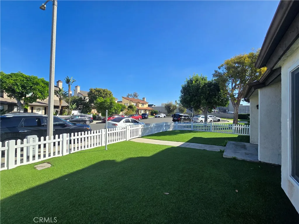Additional image 34 of 7942 Moonshadow Cir Unit 1, Huntington Beach, CA 92647