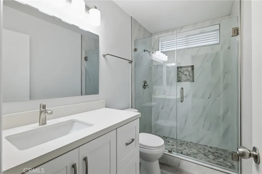 Additional image 13 of 1422 Cabrillo Park Unit B, Santa Ana, CA 92701