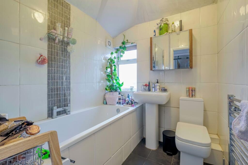 Additional image 9 of Groveley Lane, Birmingham, B31