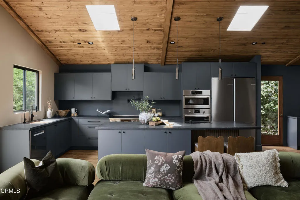 Additional image 59 of 12406 La Maida Street, Los Angeles, CA 91607