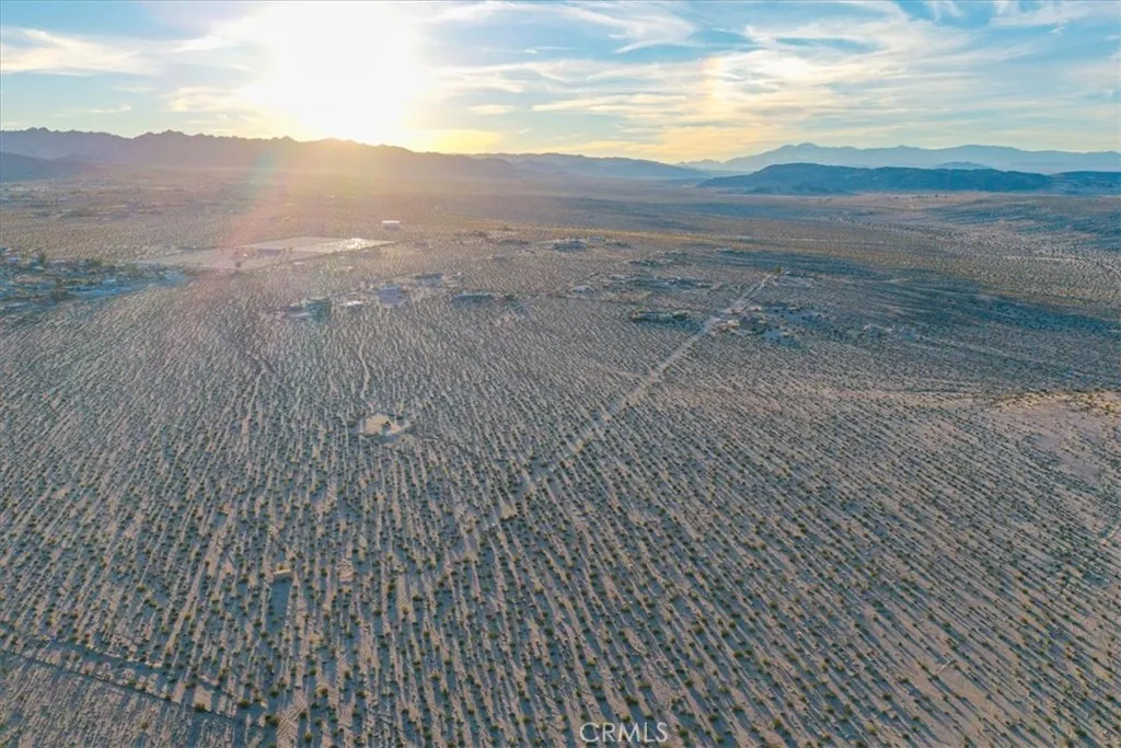 Additional image 4 of 3 Laura Lane, 29 Palms, CA 92277