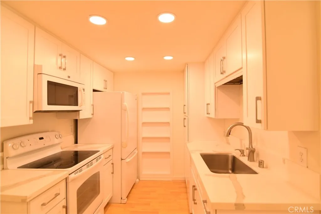 Additional image 6 of 20702 El Toro Road Unit 168, Lake Forest, CA 92630