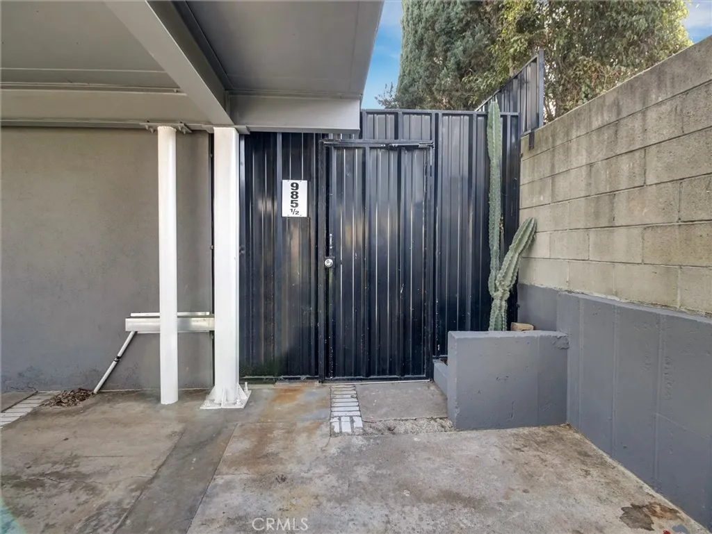 Property image for 985 Dexter Street, Los Angeles, CA 90042
