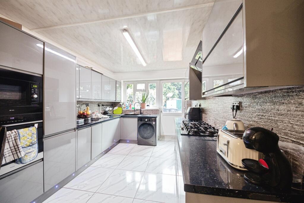 Additional image 8 of Fox Hollies Road, Hall Green, Birmingham