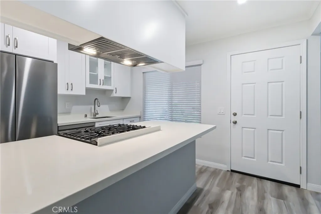 Additional image 8 of 1422 Cabrillo Park Unit B, Santa Ana, CA 92701