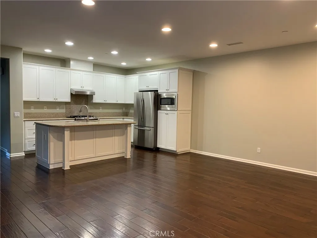 Additional image 18 of 79 City Stroll, Irvine, CA 92620