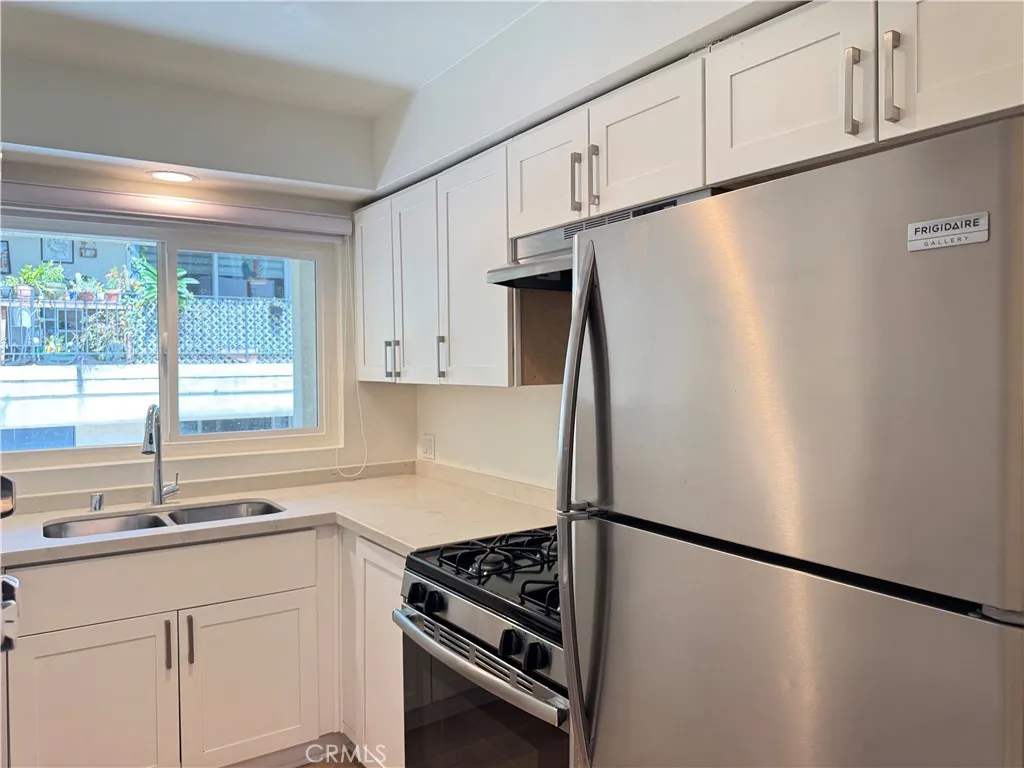 Additional image 14 of 251 N Oakland Ave Unit 6, Pasadena, CA 91101