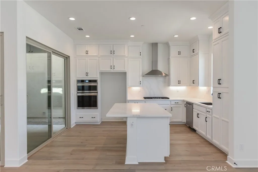 Additional image 52 of 162 Pattern, Irvine, CA 92618