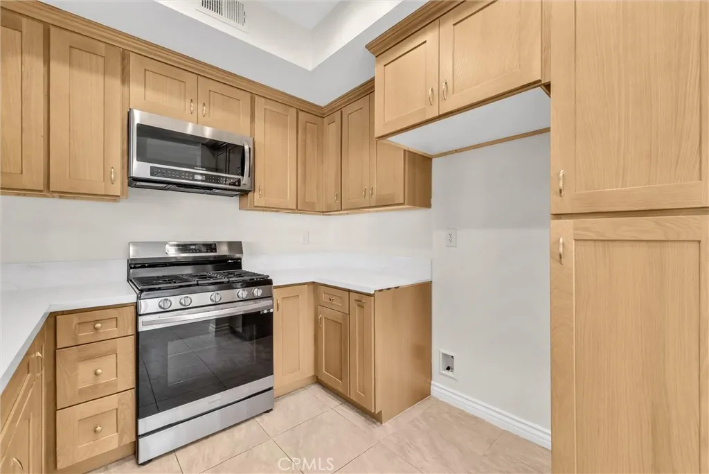 Additional image 12 of 3160 Altura Circle Unit 203, Corona, CA 92882