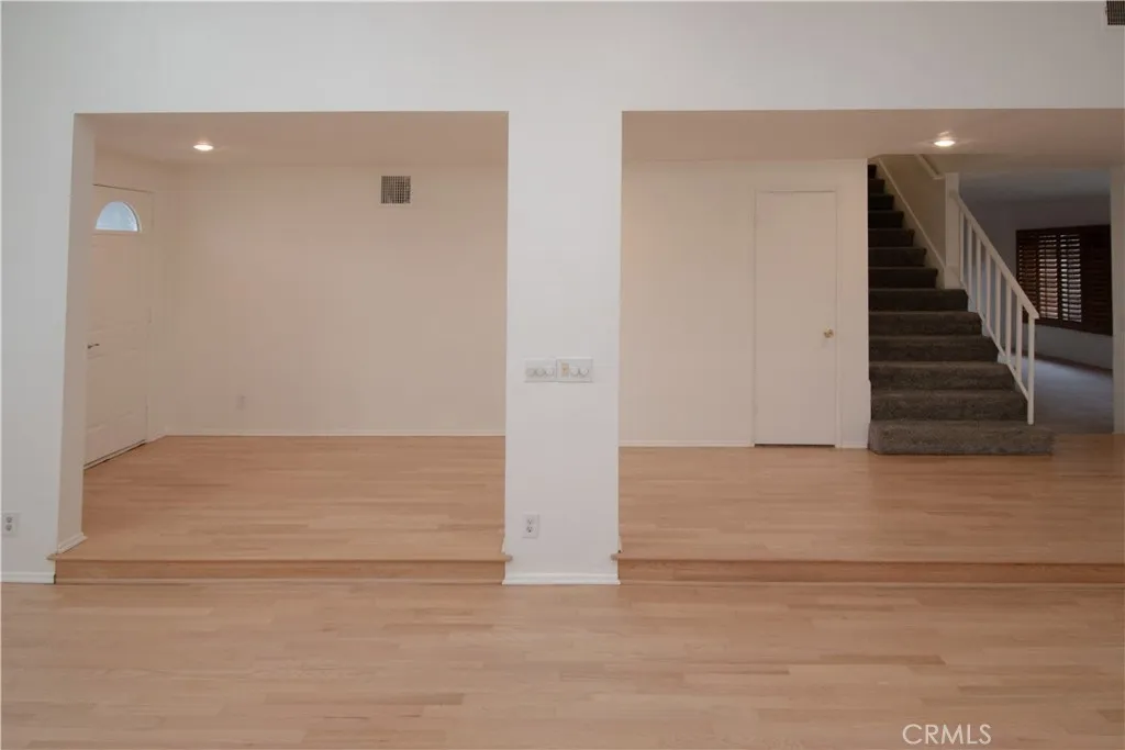 Additional image 14 of 3117 S Linda Way, Santa Ana, CA 92704