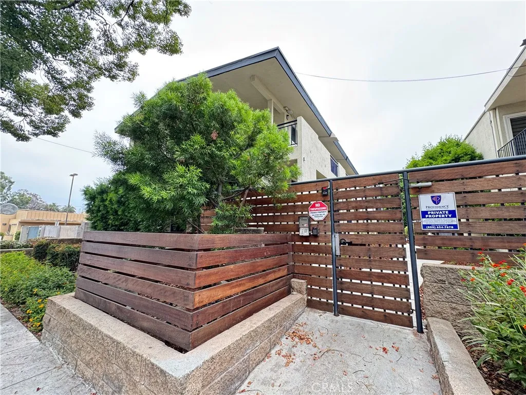 Additional image 33 of 251 N Oakland Ave Unit 10, Pasadena, CA 91101