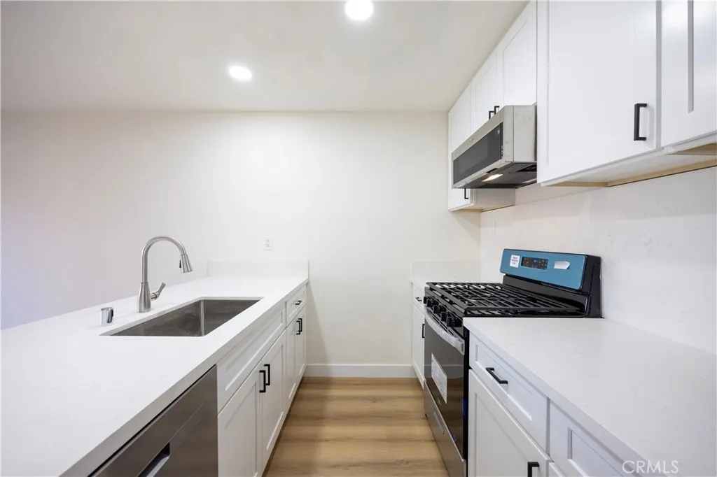 Additional image 5 of 115 N Walnuthaven Drive Unit 1, West Covina, CA 91790