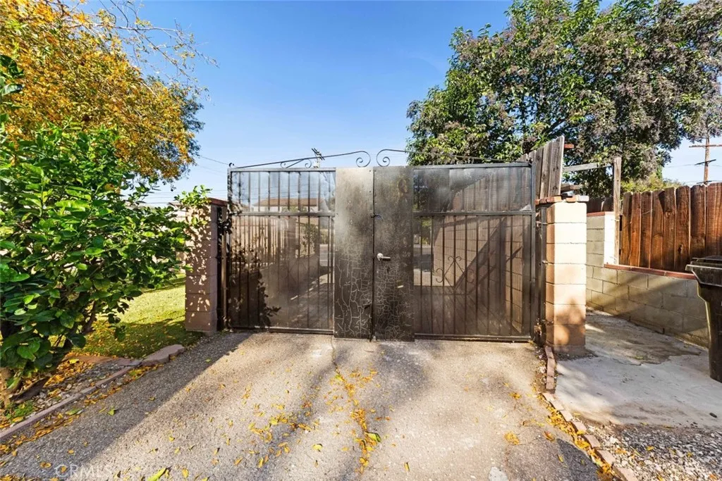 Additional image 47 of 19148 Saticoy Street, Reseda, CA 91335