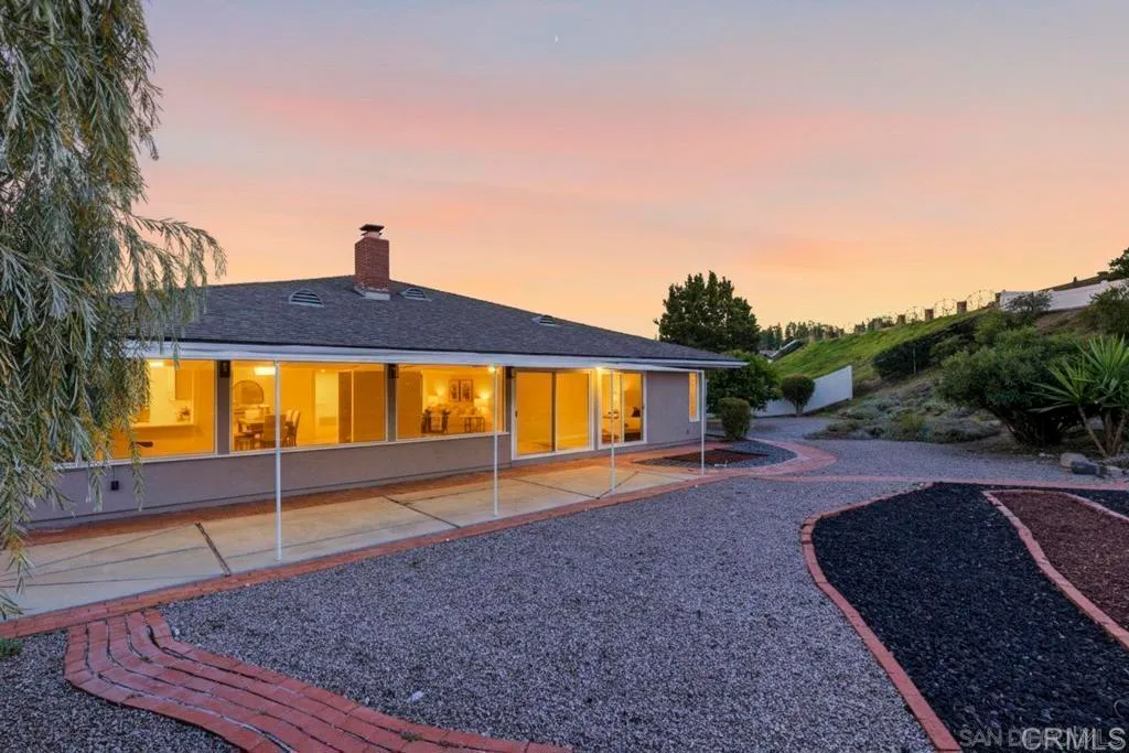 Additional image 71 of 12209 Casero Pl, San Diego, CA 92128