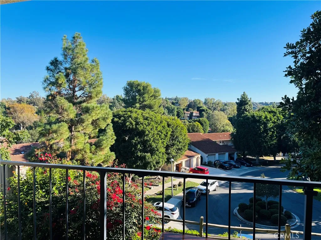 Additional image 2 of 3338 Punta Alta Unit 2F, Laguna Woods, CA 92637