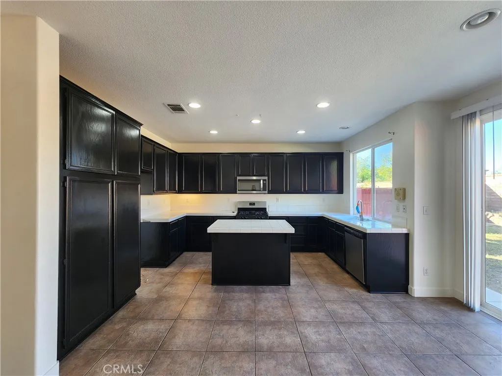 Additional image 12 of 32016 Orange Blossom Dr, Winchester, CA 92596