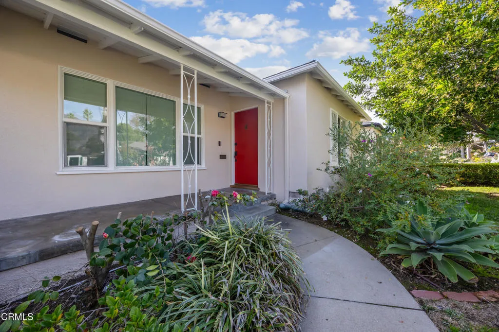 Additional image 3 of 2380 Queensberry Road, Pasadena, CA 91104