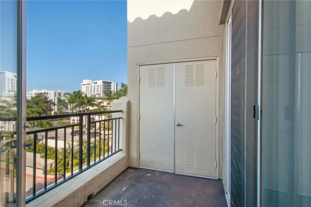 Additional image 33 of 9229 Regents Rd Unit L406, La Jolla, CA 92037