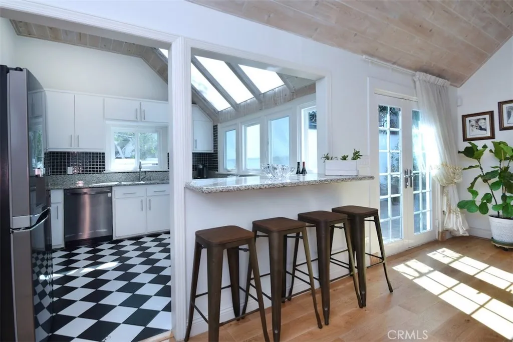 Additional image 6 of 15128 Valley Vista Boulevard, Sherman Oaks, CA 91403