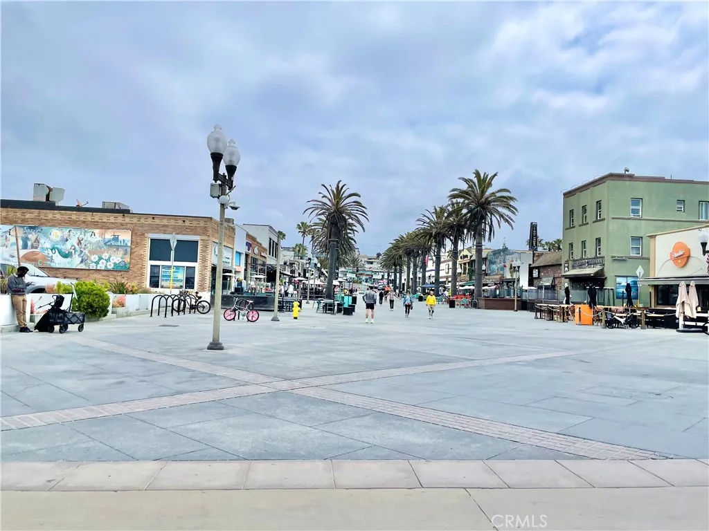 Additional image 31 of 24 10th Court, Hermosa Beach, CA 90254