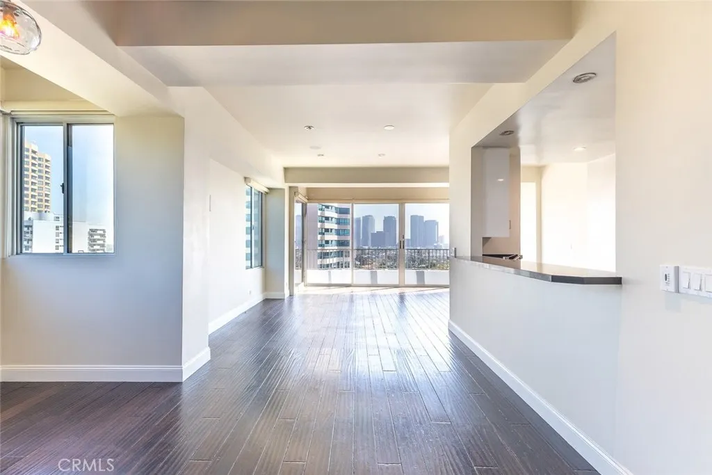 Additional image 9 of 10501 Wilshire Blvd, Los Angeles, CA 90024