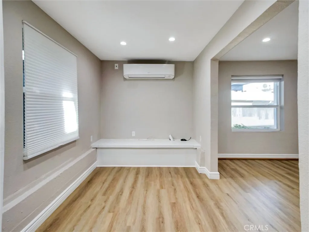 Additional image 63 of 985 Dexter Street, Los Angeles, CA 90042