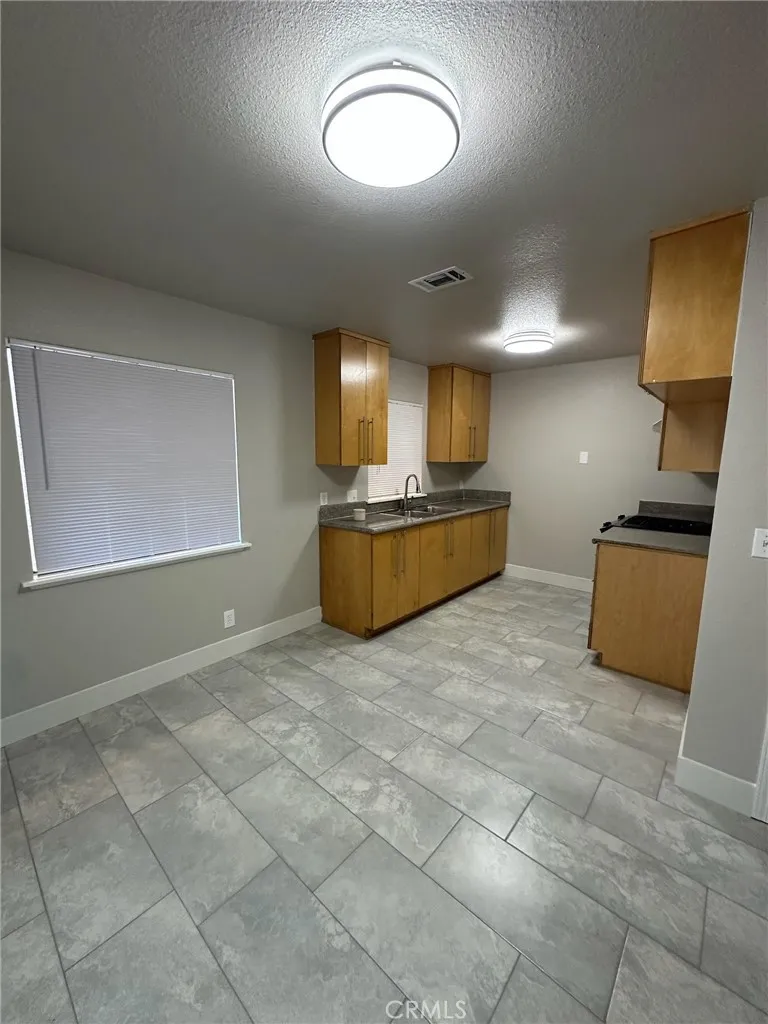 Additional image 9 of 16601 Willow St, Hesperia, CA 92345