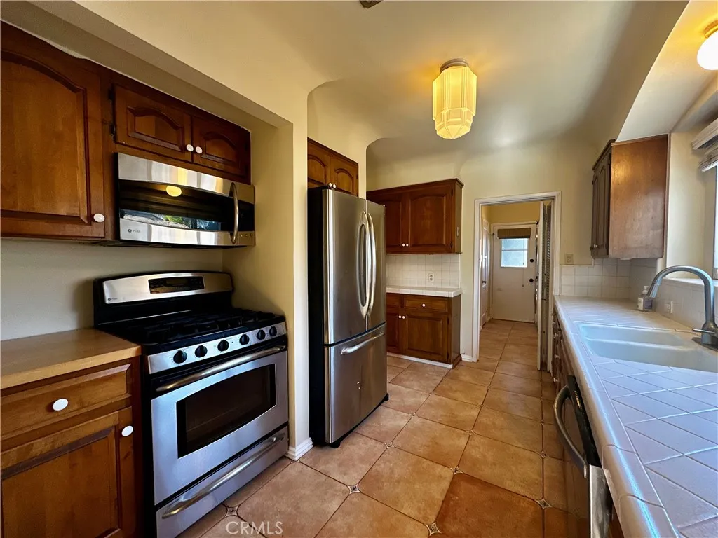 Additional image 44 of 11741 Otsego Street, Valley Village, CA 91607