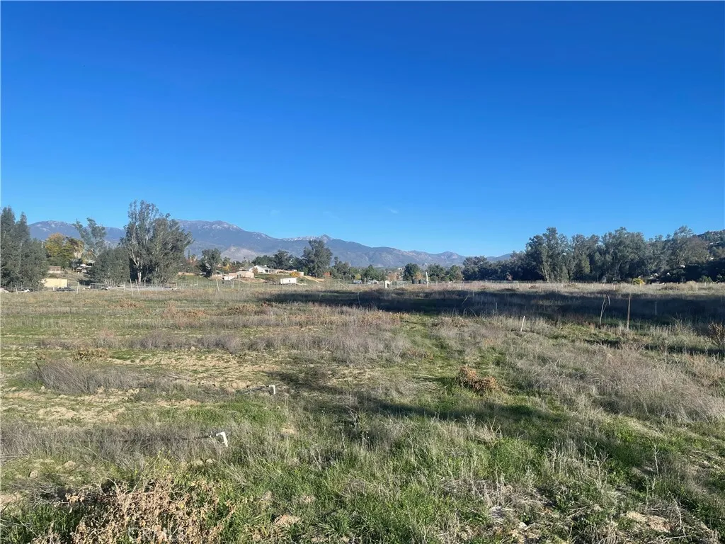 Additional image 3 of 27560 Cornell St, Hemet, CA 92544